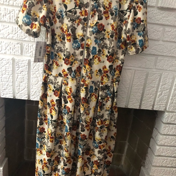 Brand new LuLaRoe Amelia dress - Picture 4 of 4